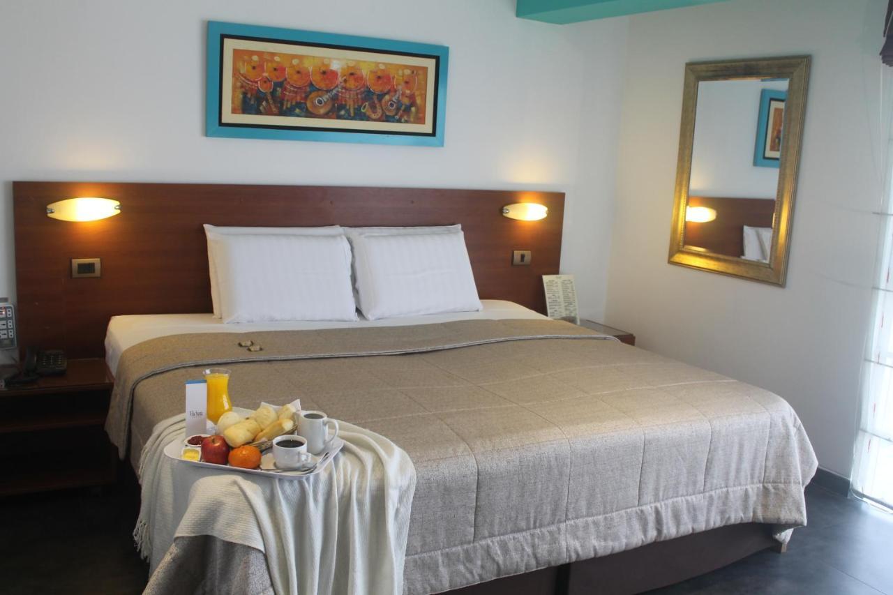 Santa Hotel 3*